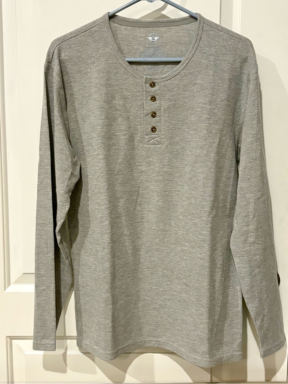 Dockers Men's Light Gray Long-Sleeve Henley Waffle Knit